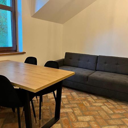 Dwor Gogolewo Nad Warta Bed & Breakfast Ksiaz Wielkopolski Ngoại thất bức ảnh