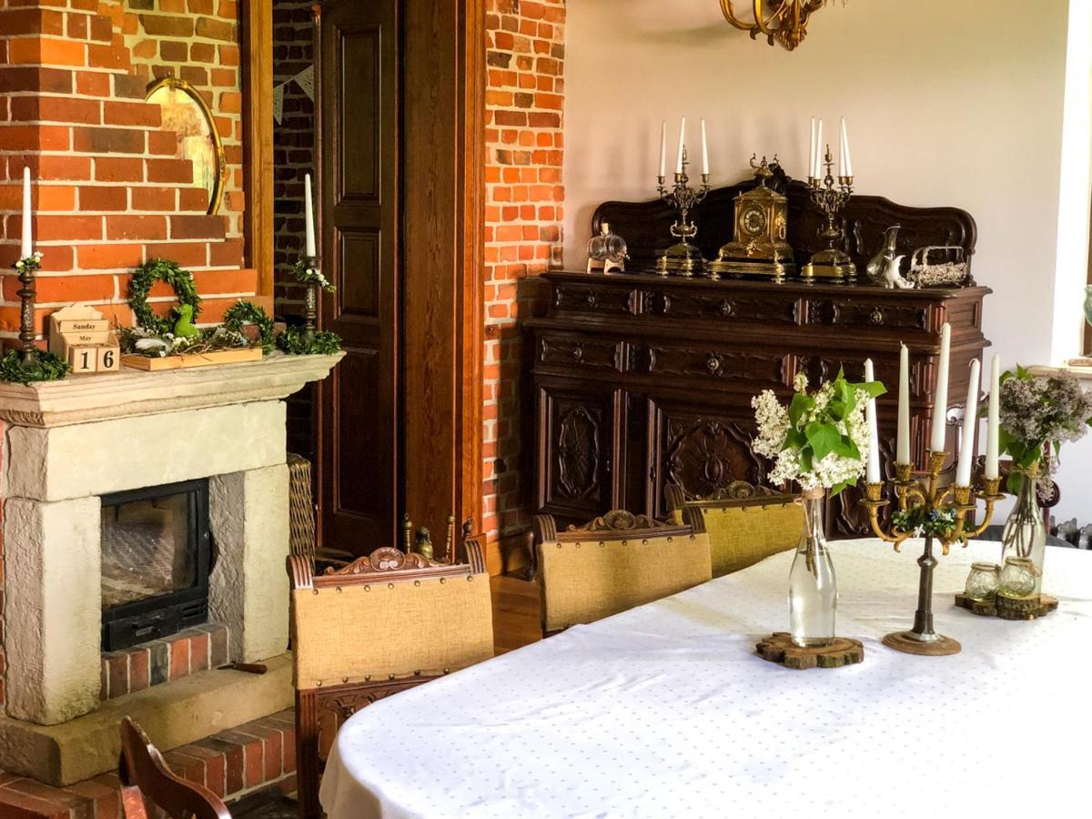 Dwor Gogolewo Nad Warta Bed & Breakfast Ksiaz Wielkopolski Ngoại thất bức ảnh