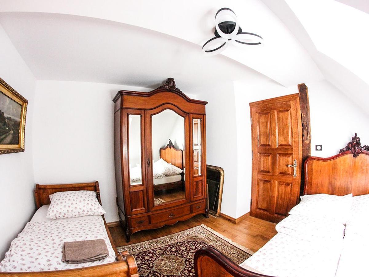 Dwor Gogolewo Nad Warta Bed & Breakfast Ksiaz Wielkopolski Ngoại thất bức ảnh