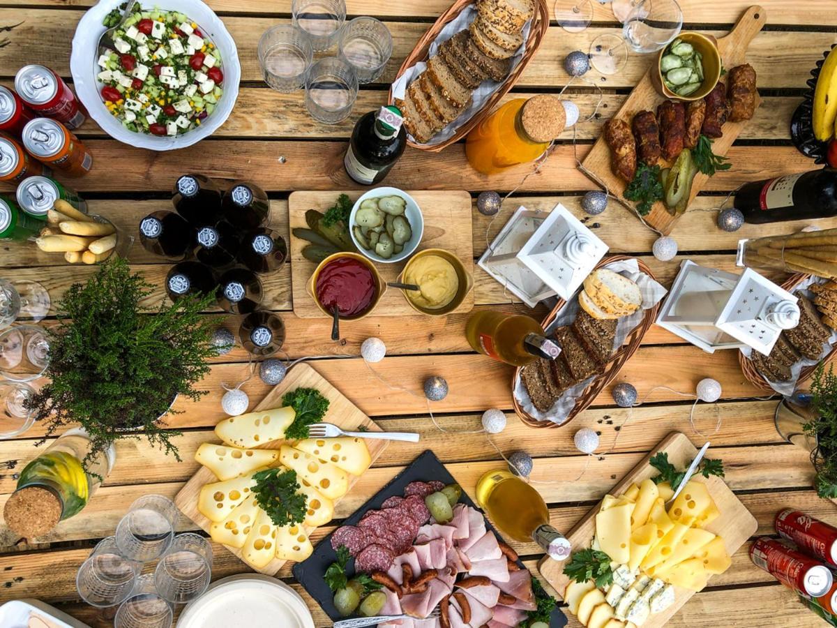 Dwor Gogolewo Nad Warta Bed & Breakfast Ksiaz Wielkopolski Ngoại thất bức ảnh