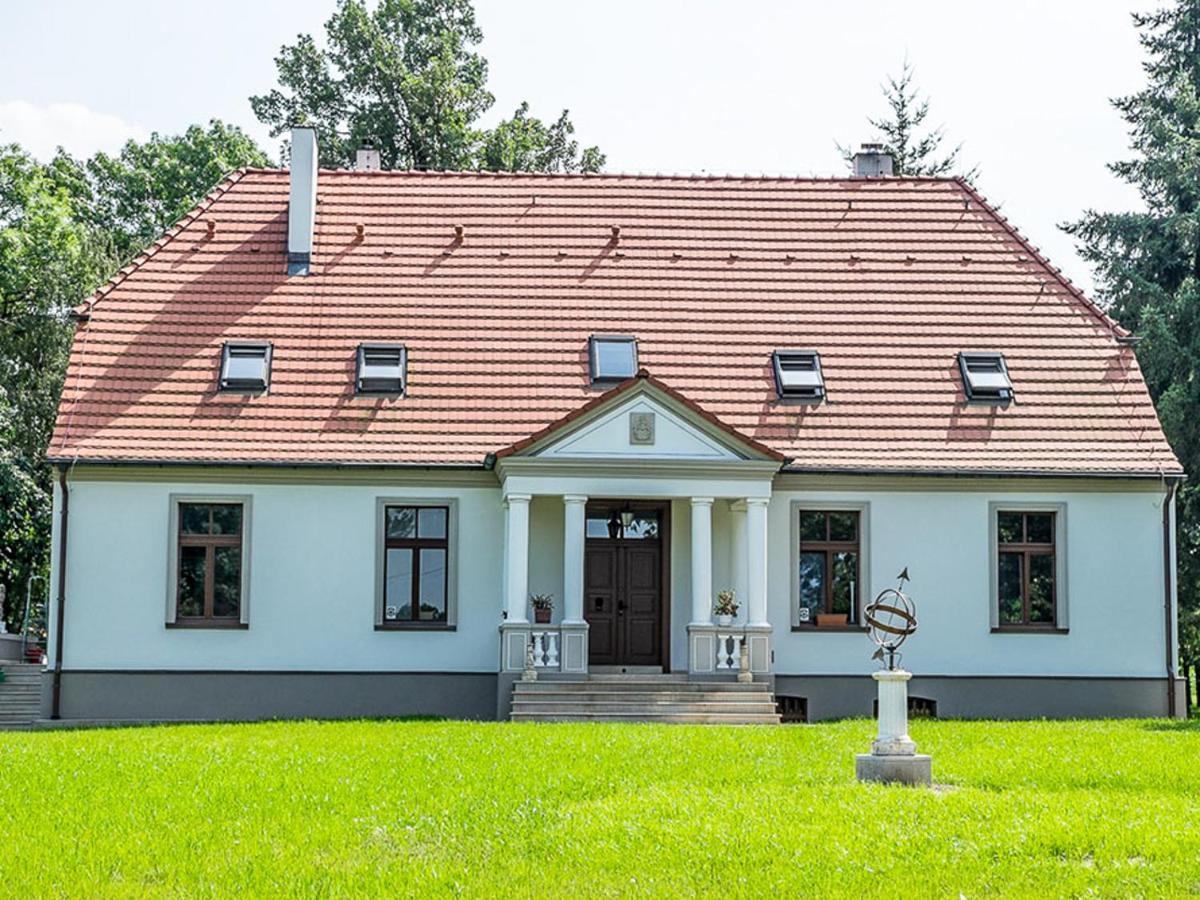 Dwor Gogolewo Nad Warta Bed & Breakfast Ksiaz Wielkopolski Ngoại thất bức ảnh