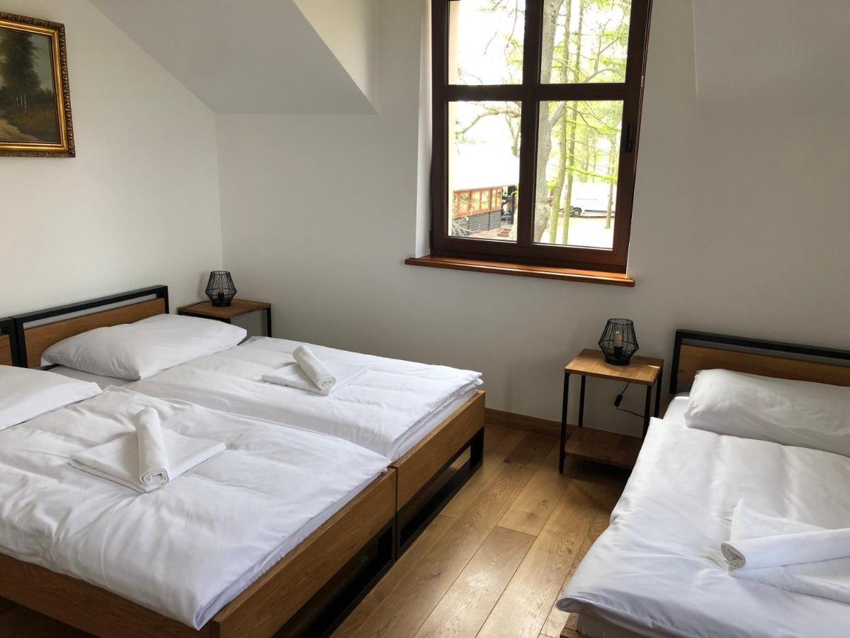 Dwor Gogolewo Nad Warta Bed & Breakfast Ksiaz Wielkopolski Ngoại thất bức ảnh